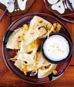 banana-pancakes-with-pineapple-and-creme-fraiche-646